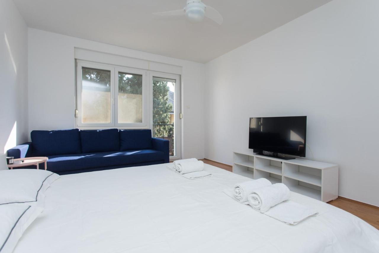 Beus Downtown Apartment Split Exterior photo